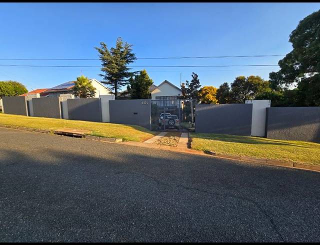 3 BEDROOM HOUSE FOR SALE IN LINMEYER